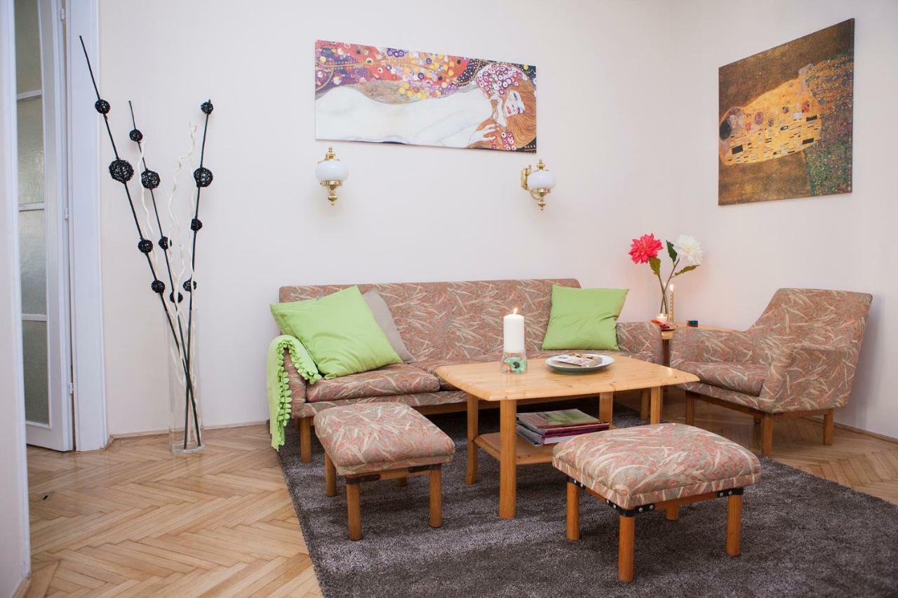 Synagogue View Apartment Budapest Exteriör bild